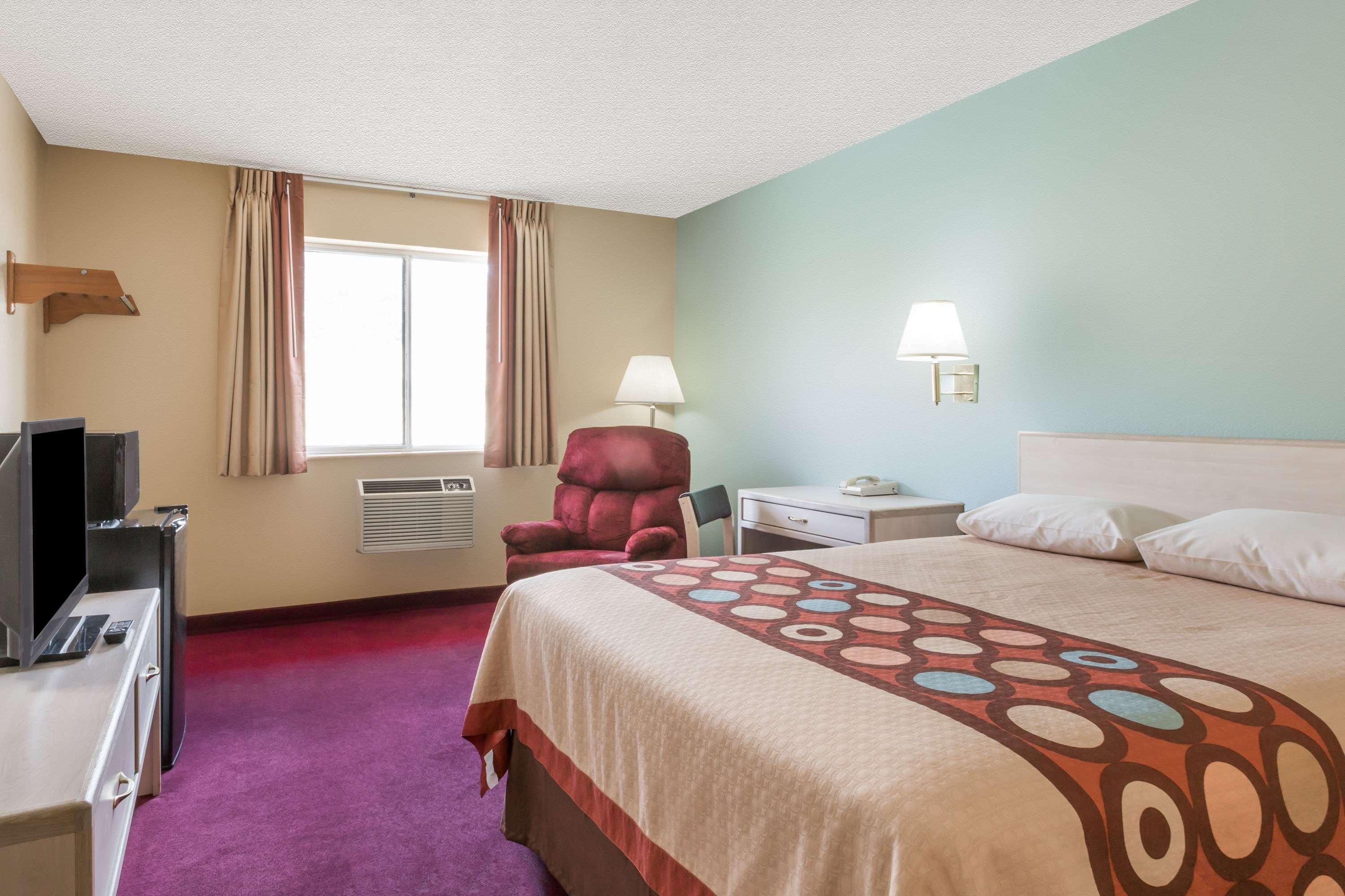 Super 8 By Wyndham Nephi Hotel Eksteriør billede