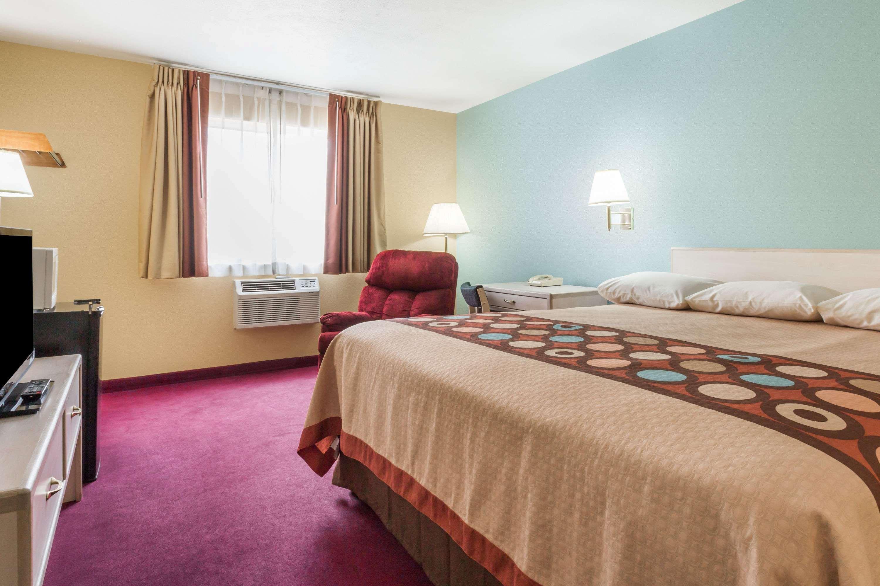 Super 8 By Wyndham Nephi Hotel Eksteriør billede